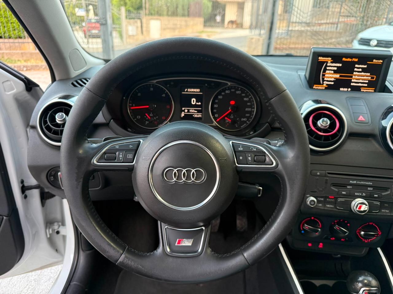 Audi A1 SPB 1.6 TDI 90CV S tronic Ambition