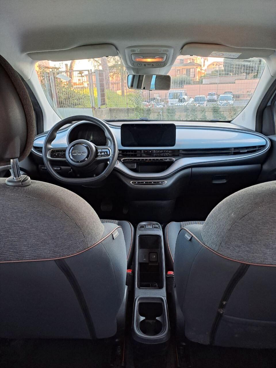 Fiat 500e ICON 42 kWh UNIPRO