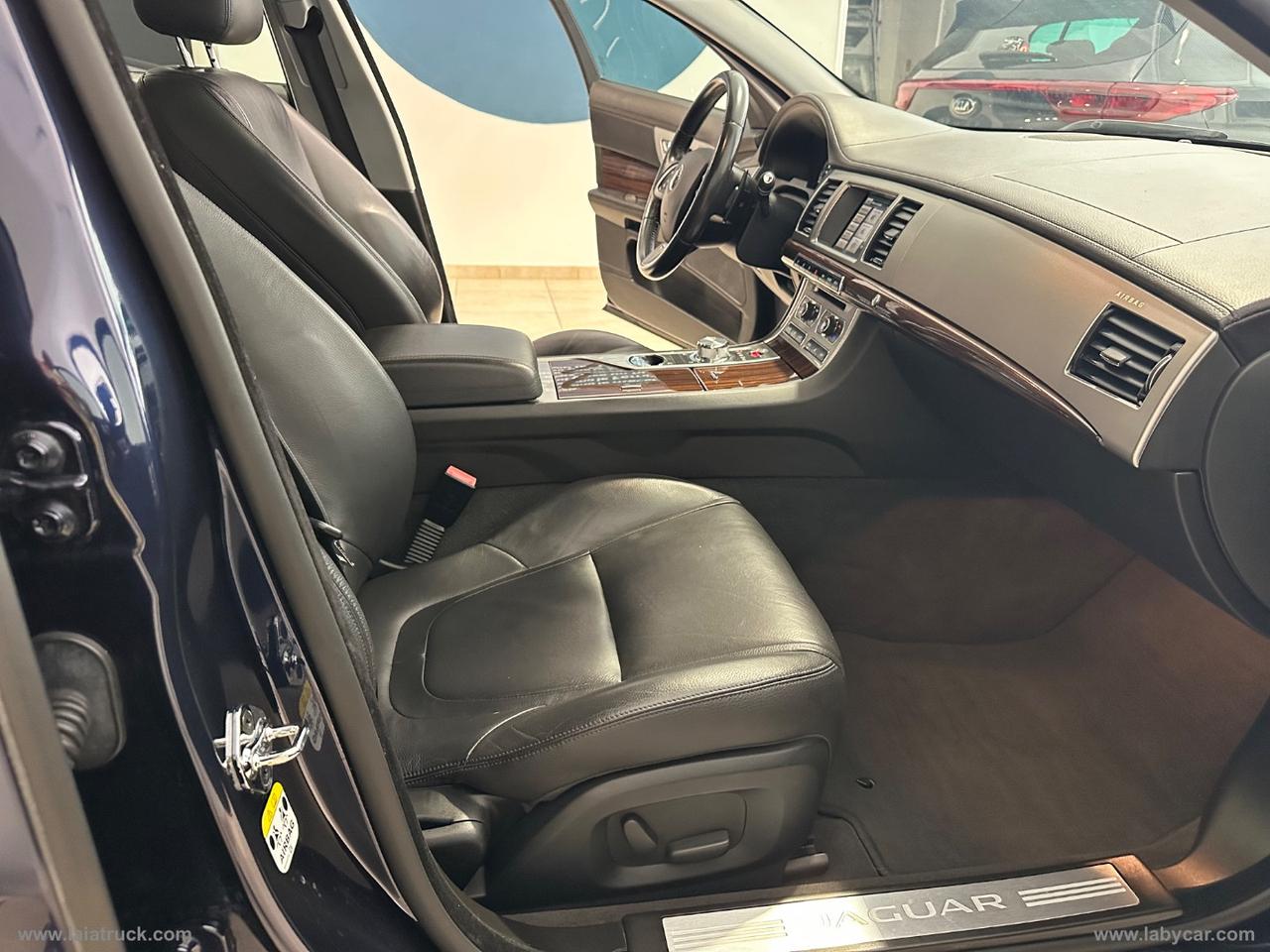 JAGUAR XF Sportbrake 2.2 D 200 CV Luxury FULL FULL