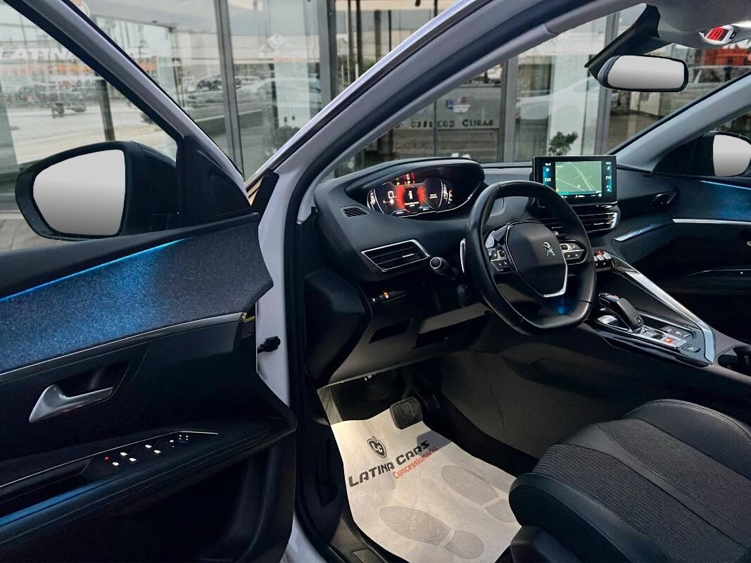 Peugeot 3008 II 1.5 bluehdi Allure Pack 130cv eat8 Con TELECAMERA