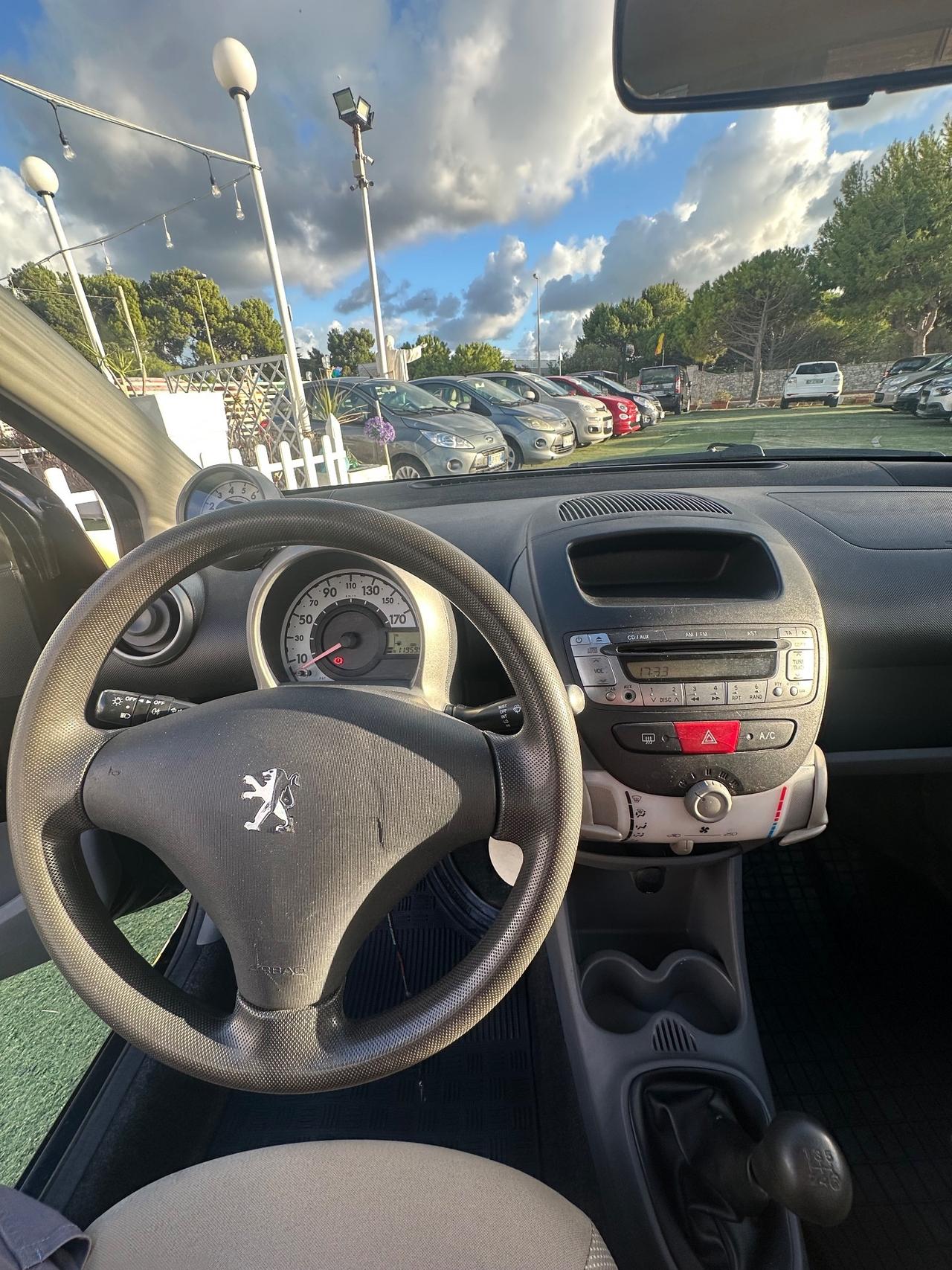 Peugeot 107 1.0 68CV 3p. Desir