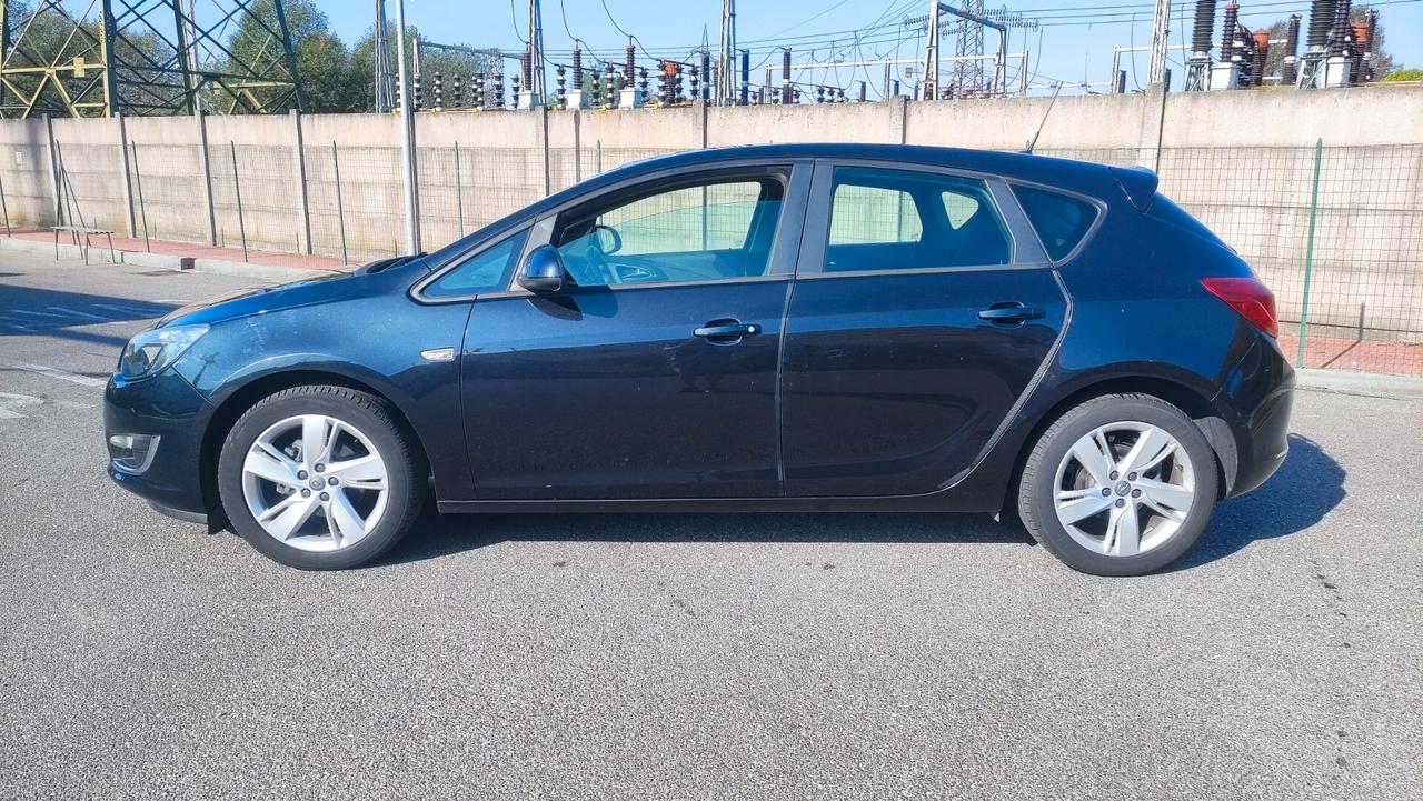 Opel Astra 1.4 Turbo 140CV GPL NEOPATENTATI - 2014