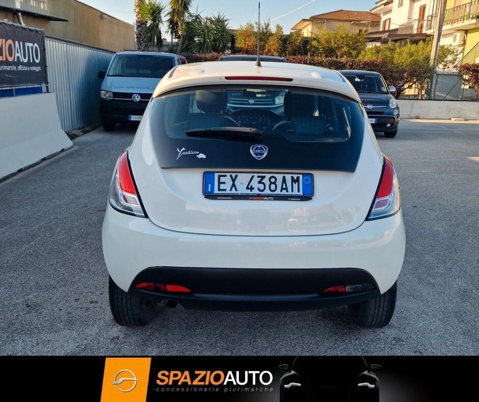 Lancia Ypsilon 0.9 TwinAir 85 CV 5 porte Metano Ecochic *LOUNGE*