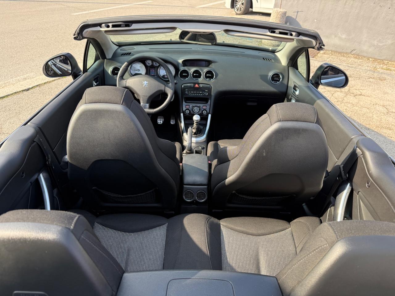 Peugeot 308 CABRIO 1.6 HDi 112CV CC Féline 2010