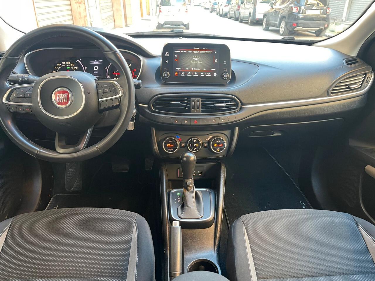 Fiat Tipo 1.6 Mjt DCT 5 porte Lounge