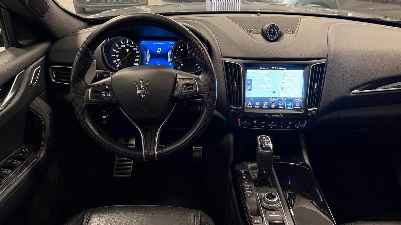 MASERATI LEVANTE GRANSPORT V6 275 Q4 2020