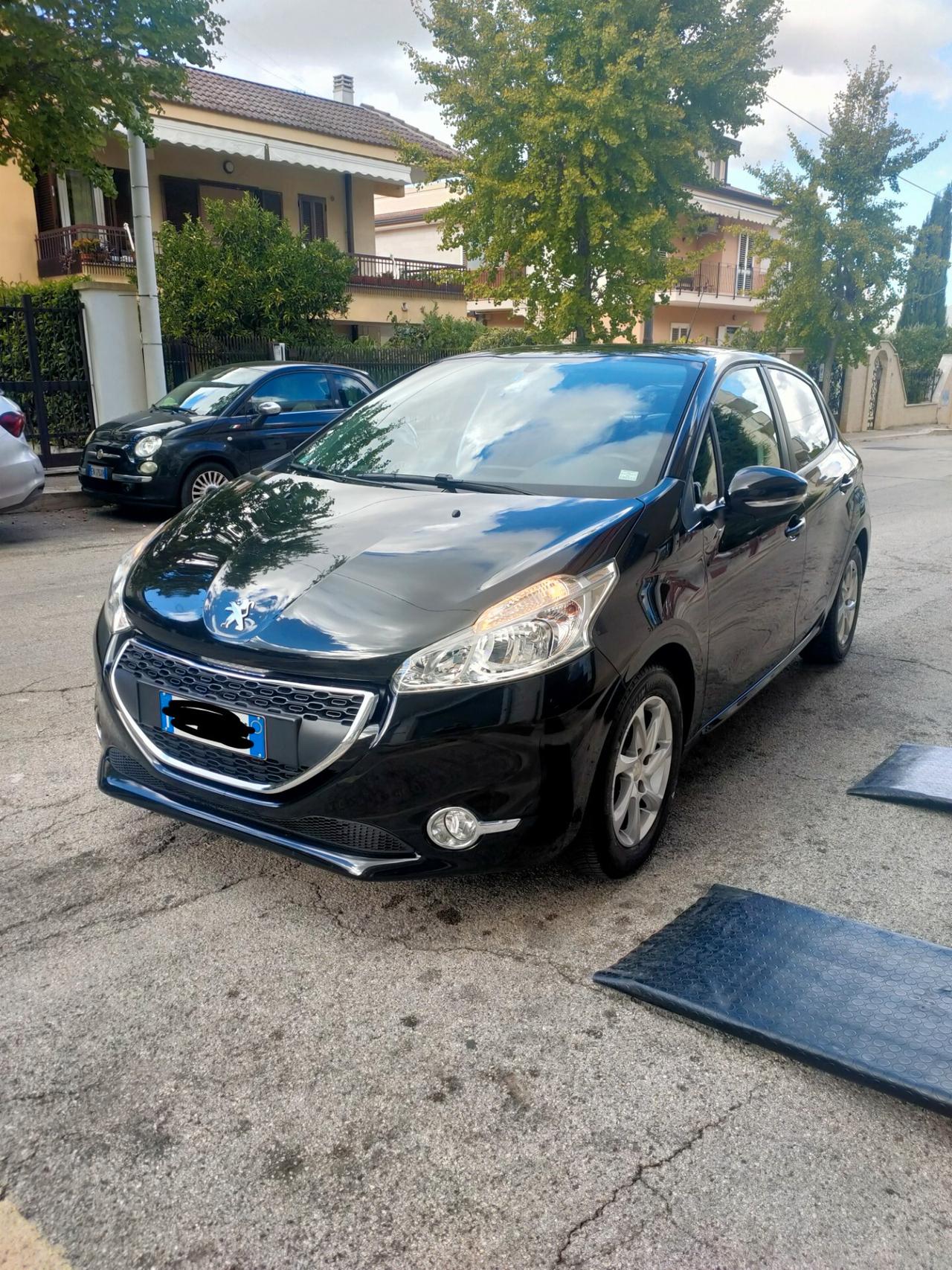 Peugeot 208 1.4 HDi 68 CV 5 porte Active