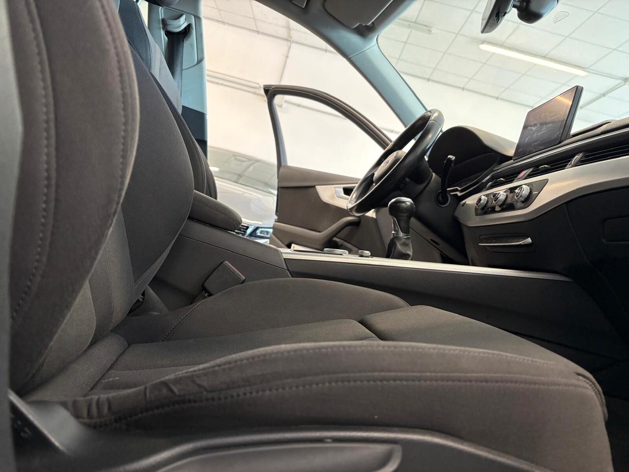 Audi A4 Avant BUSINESS SPORT 2.0 TDI 150 CV 6mt UNICO PR.