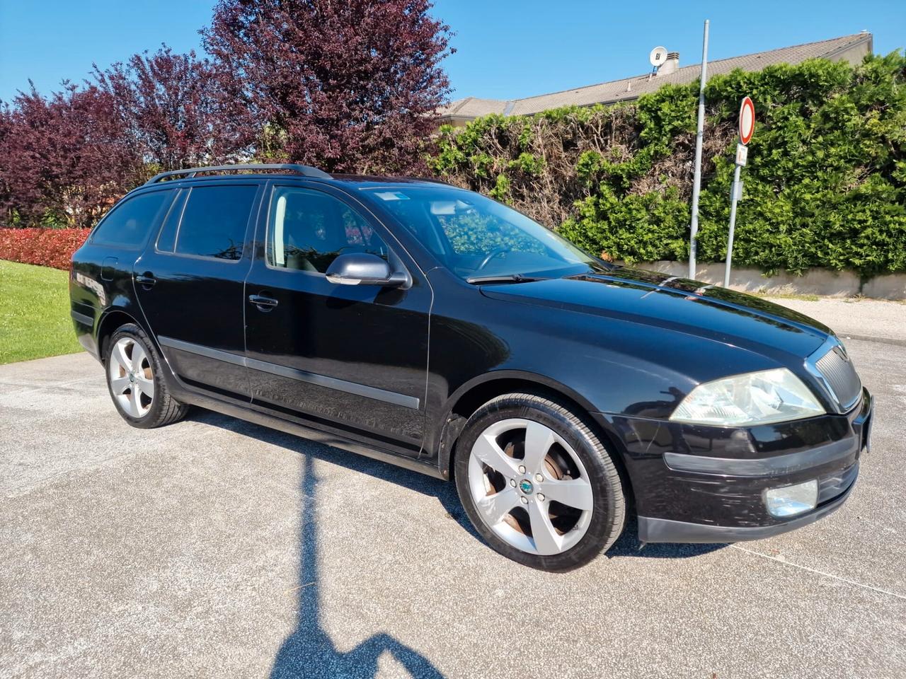 Skoda octavia 1.9 Tdi 105cv DSG Ambiente