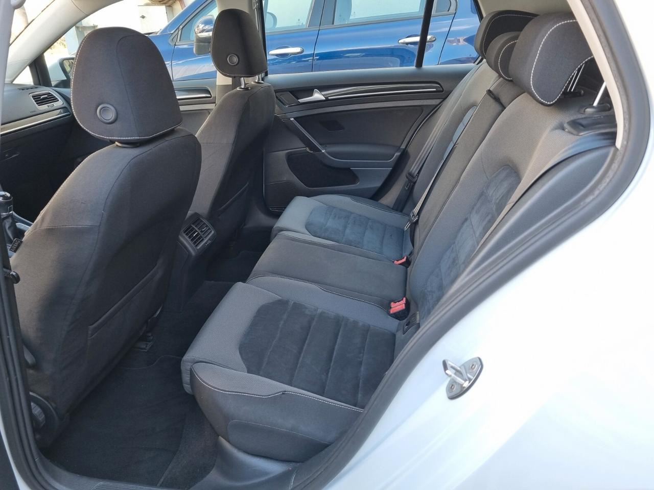 Volkswagen Golf 1.6 TDI 5p. Highline BlueMotion Technology