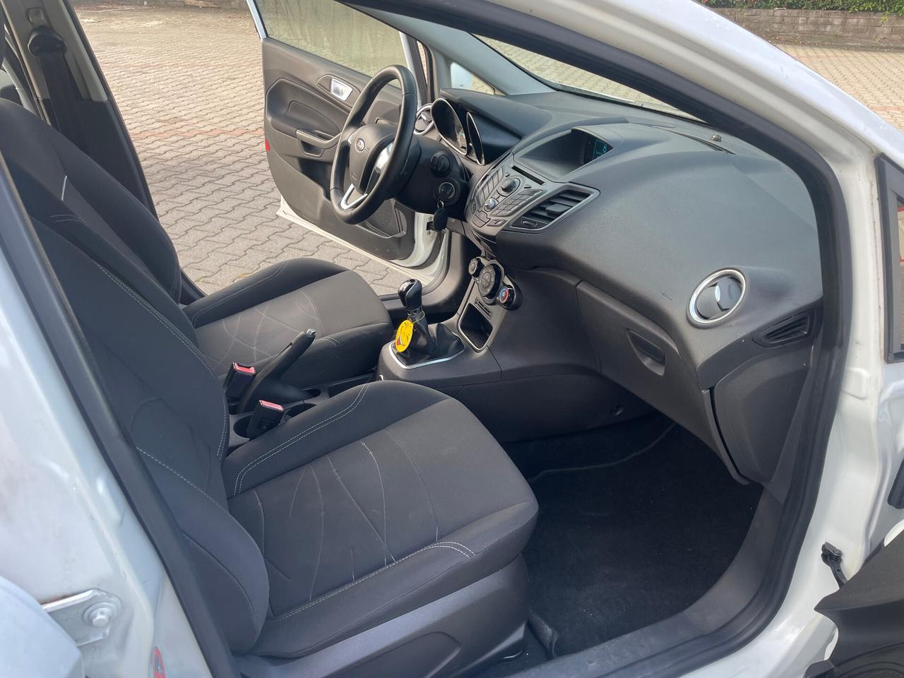 Ford Fiesta 1.4 5p. Bz.- GPL Titanium