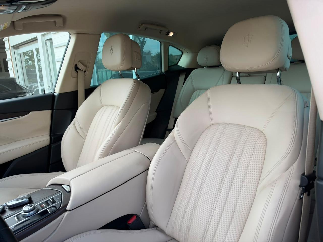 Maserati Levante V6 Diesel 275 CV AWD