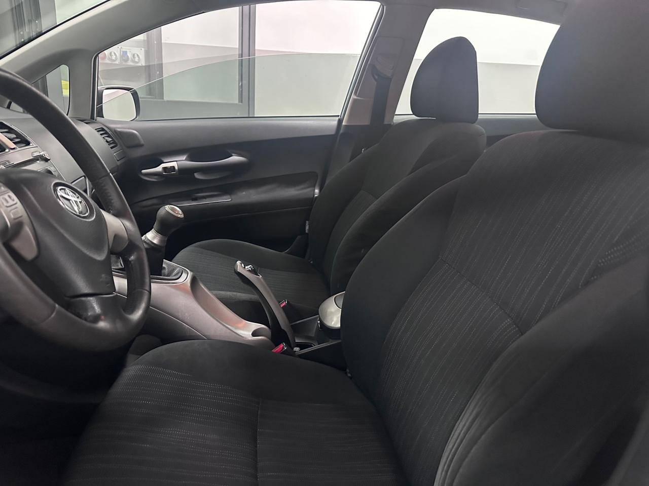 Toyota Auris 1.4 D-4D 5 porte Sol MY'08 2008