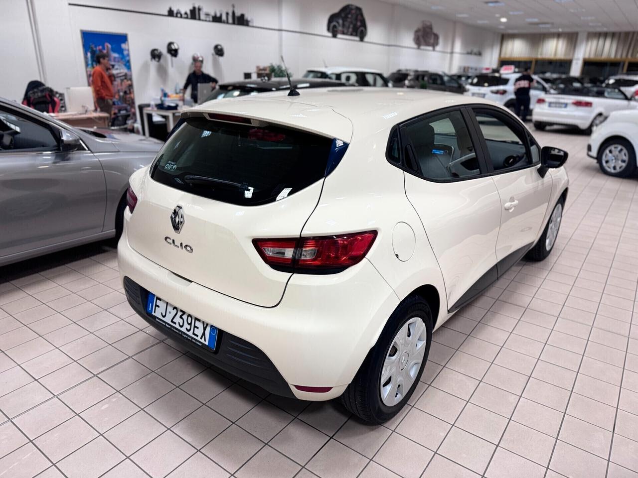 Renault Clio 1.2 75CV 5 porte Intens