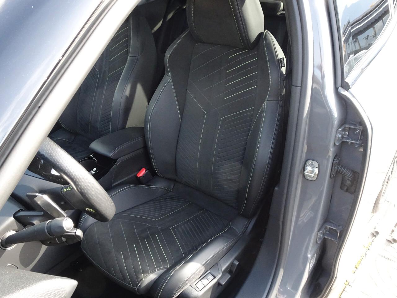 Peugeot 2008 BlueHDi 130 GT