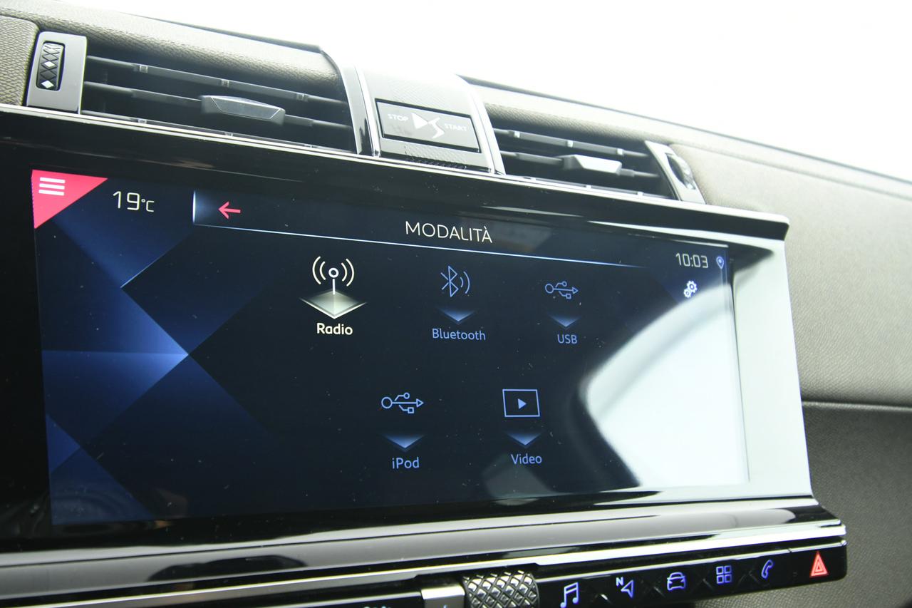 DS DS7 Crossback 2.0 bluehdi Business 180cv auto APP CONNECT+C18''