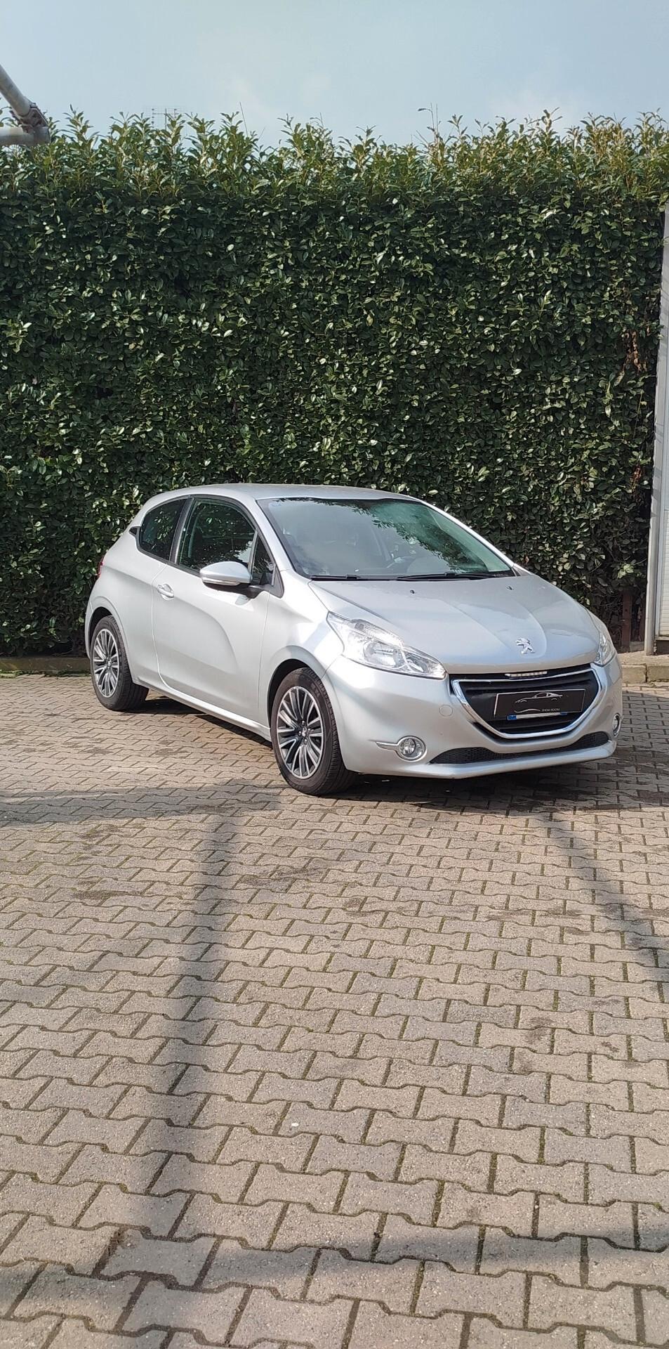 Peugeot 208 1.2 VTi 82 CV 3 porte Access