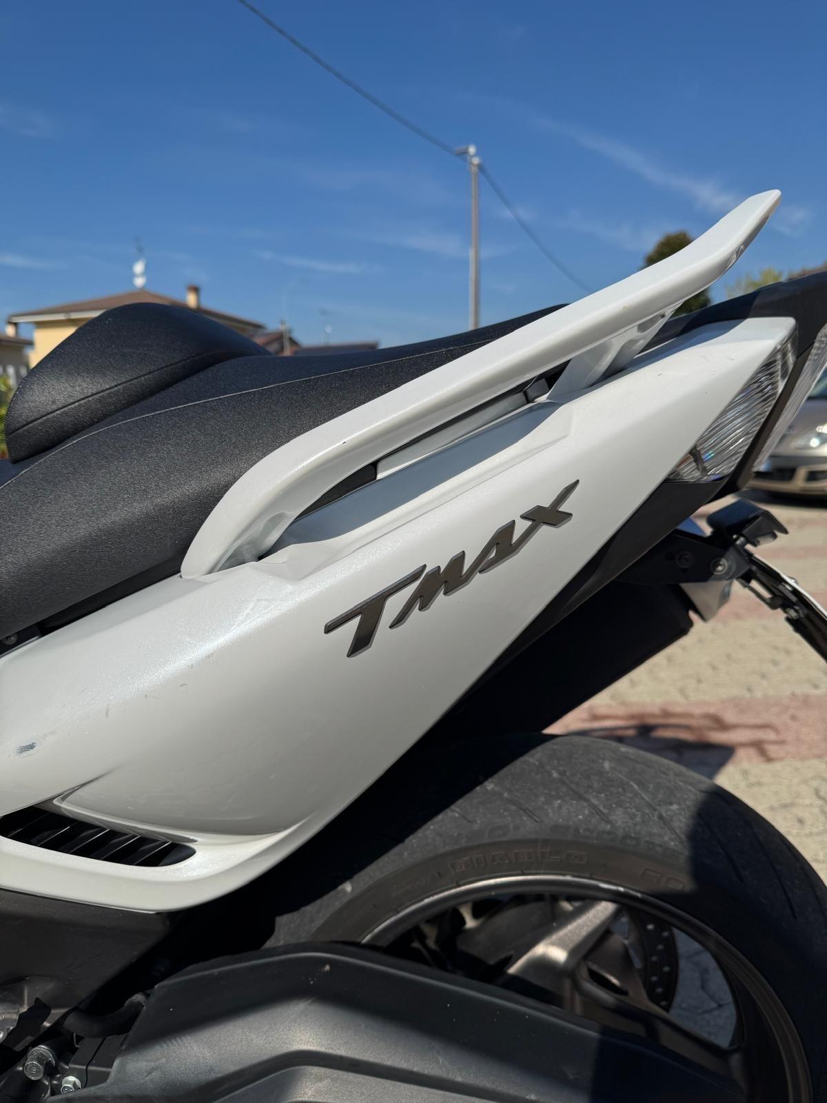 Yamaha TMAX 530