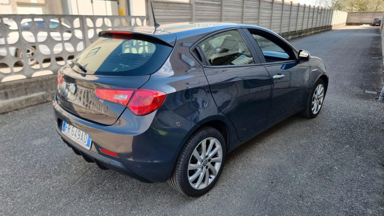 Alfa Romeo Giulietta 1.6 JTDm 120 CV
