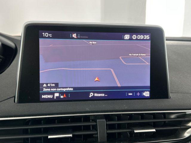 PEUGEOT 5008 BlueHDi 130 S&S EAT8 Business