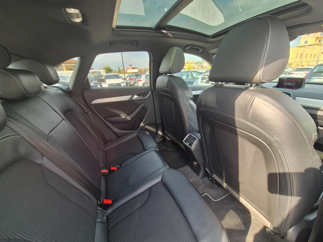 Audi Q3 2.0 TDI 150 CV quattro S tronic S-LINE