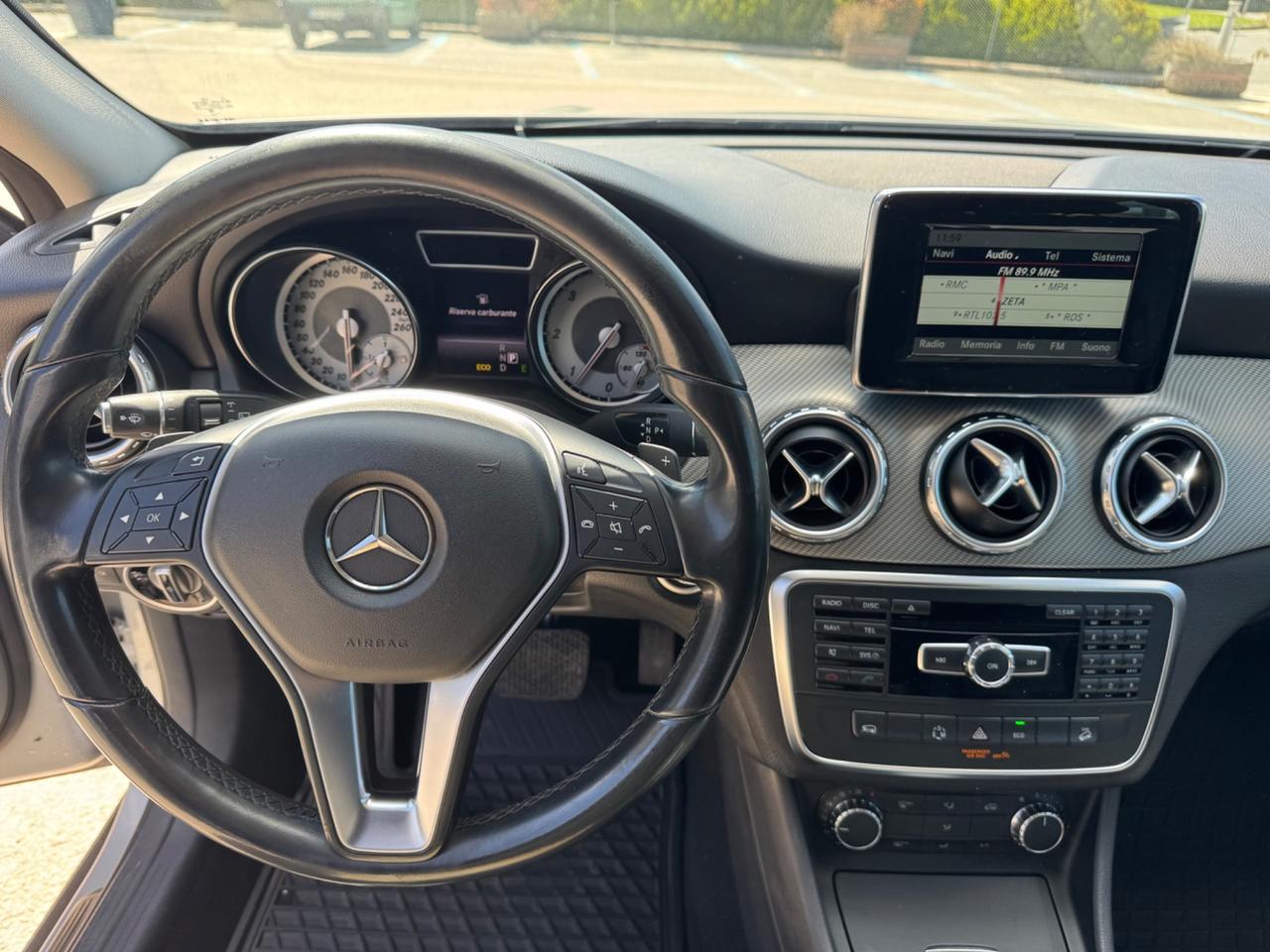 Mercedes-benz GLA 220 CDI Automatic 4Matic Sport