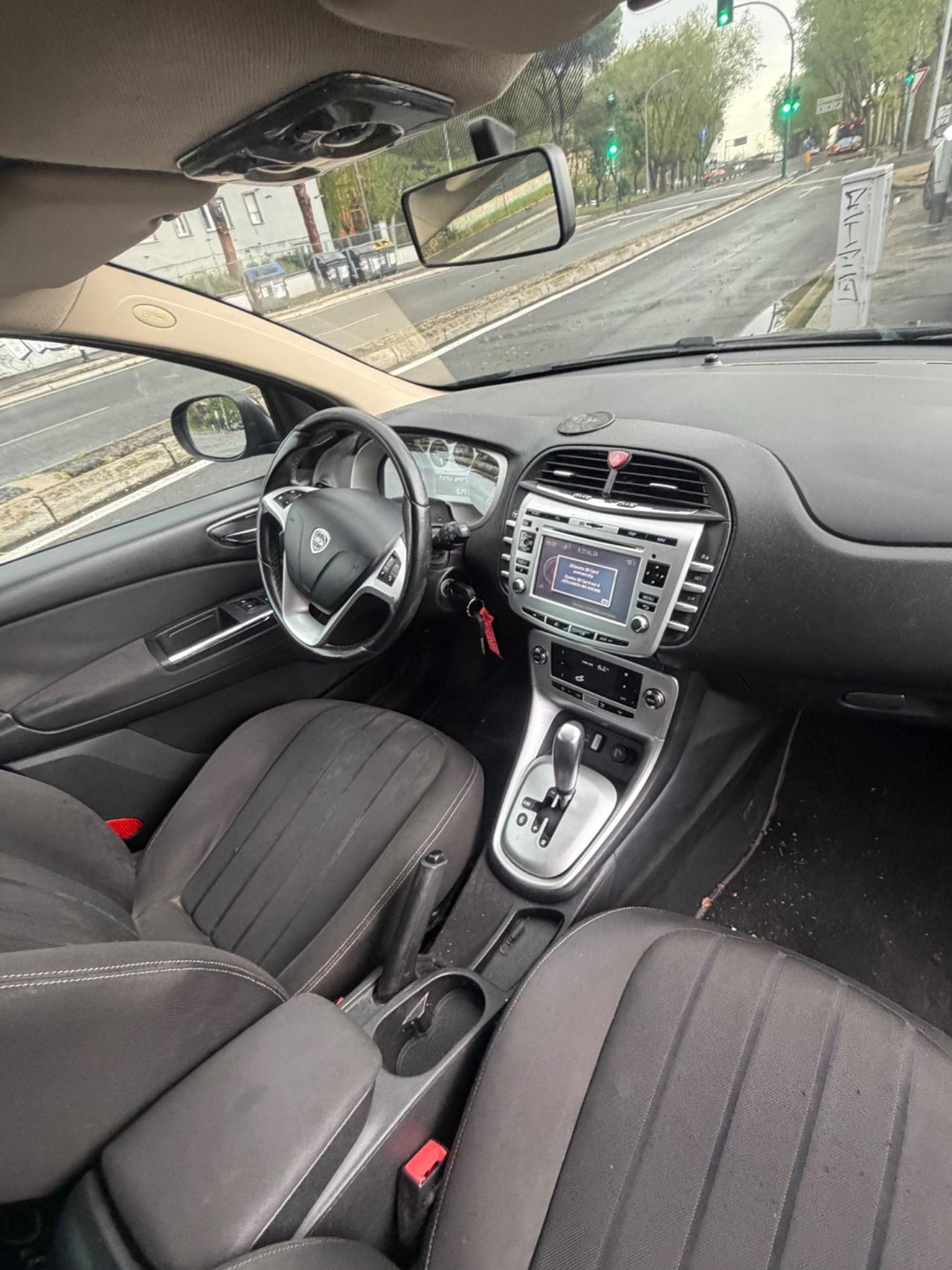 Lancia Delta 1.6 MJT DPF 105 CV Gold cambio automatico