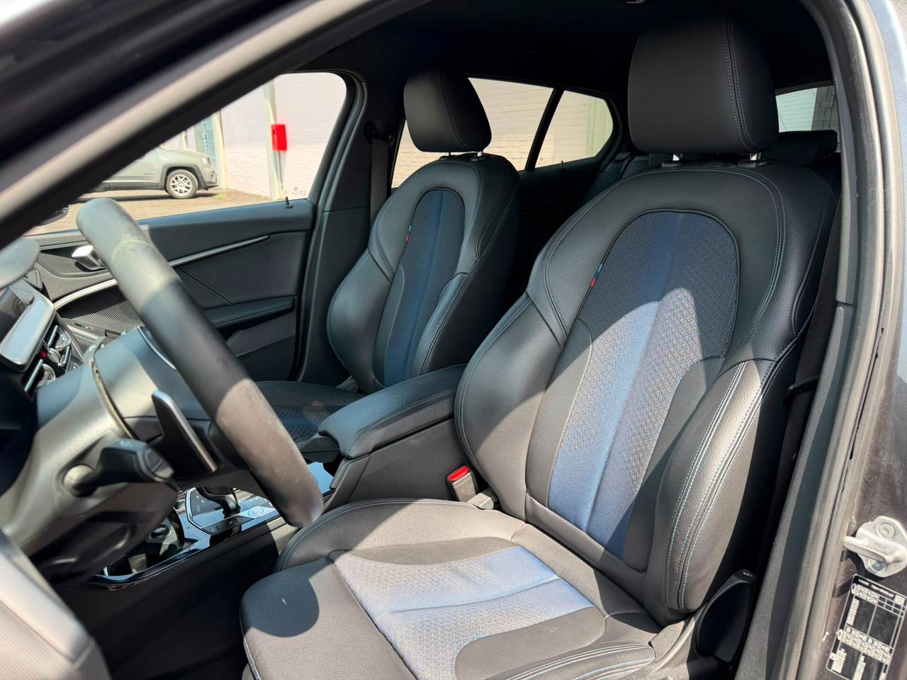 Bmw 118 118d 5p. Msport