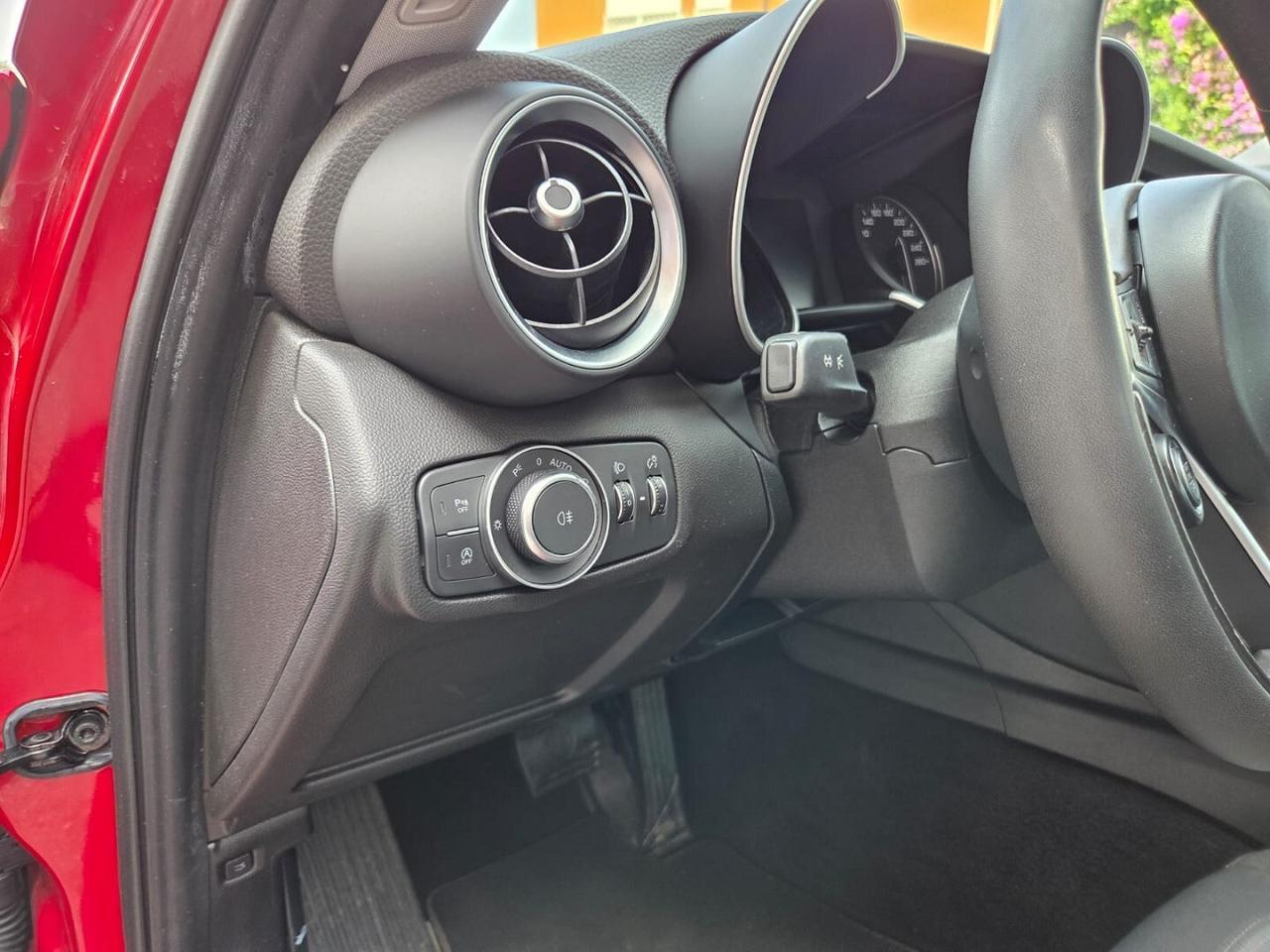 ALFA ROMEO GIULIA 2.2TD 160CV 118KW AUTOM NAV-2019