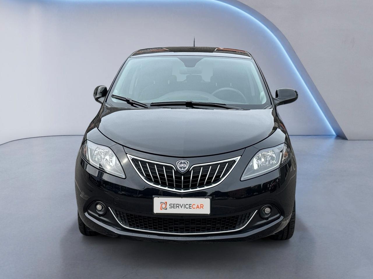 Lancia Ypsilon 1.0 Hybrid Platino
