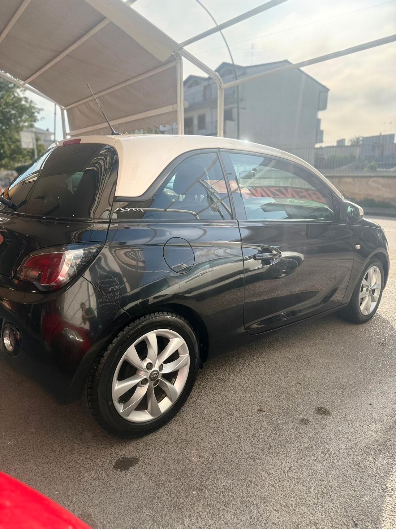 Opel Adam 1.2 70 CV Jam