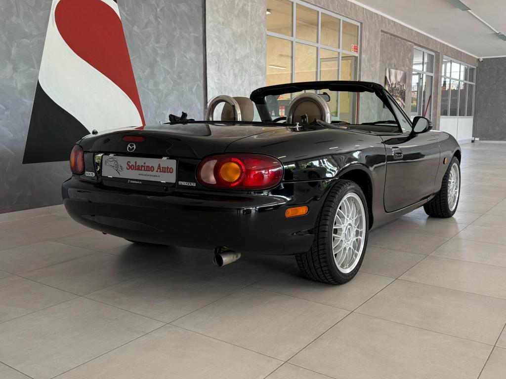 MAZDA MX-5 1.6i 16V cat- California Edition -