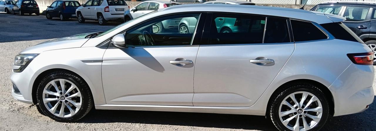 Renault Megane Mégane Sporter dCi 8V 110 CV EDC Energy Intens