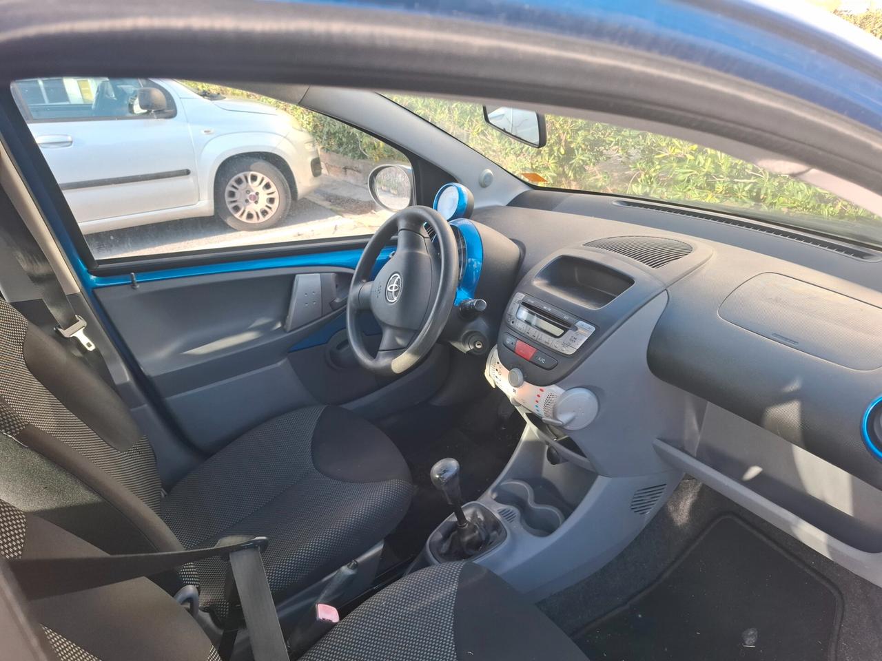 Toyota Aygo 1.0 12V VVT-i 5 porte Now anno 2010