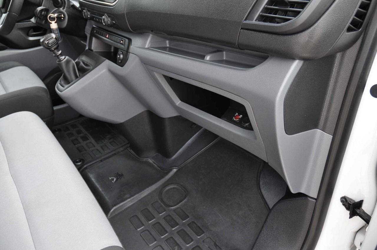 Peugeot Traveller Expert 1.6 BlueHdi 9 Posti