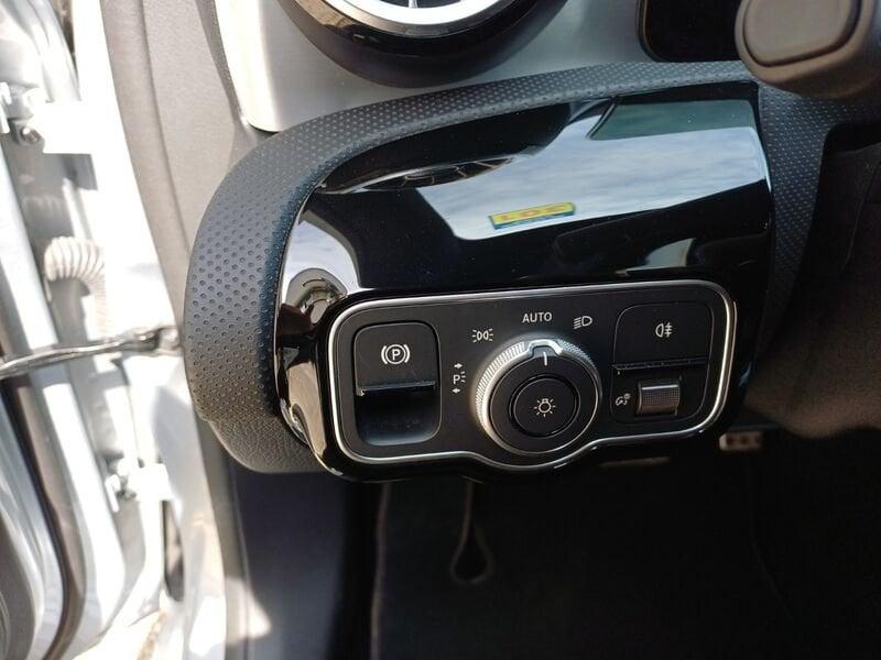 Mercedes-Benz Classe A A 180 d AMG Line Advanced Plus