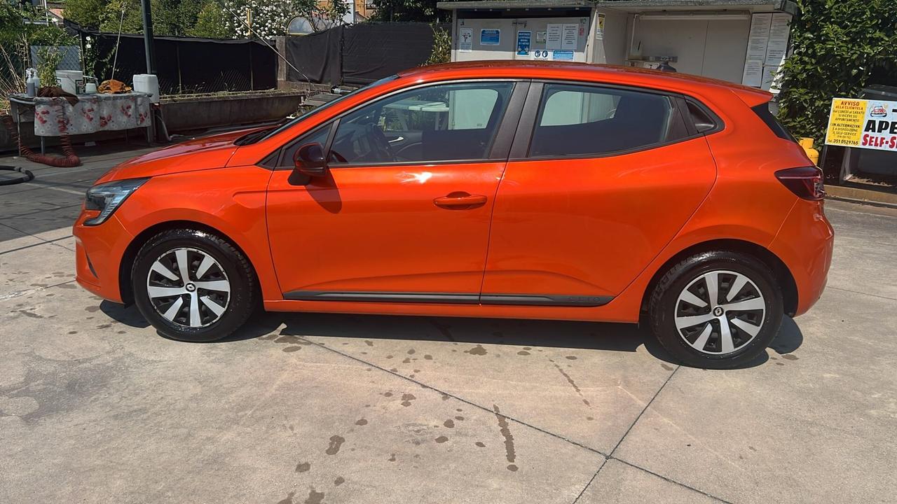 Renault Clio TCe 100 CV GPL 5 porte Equilibre N1 4 Posti Iva Esposta