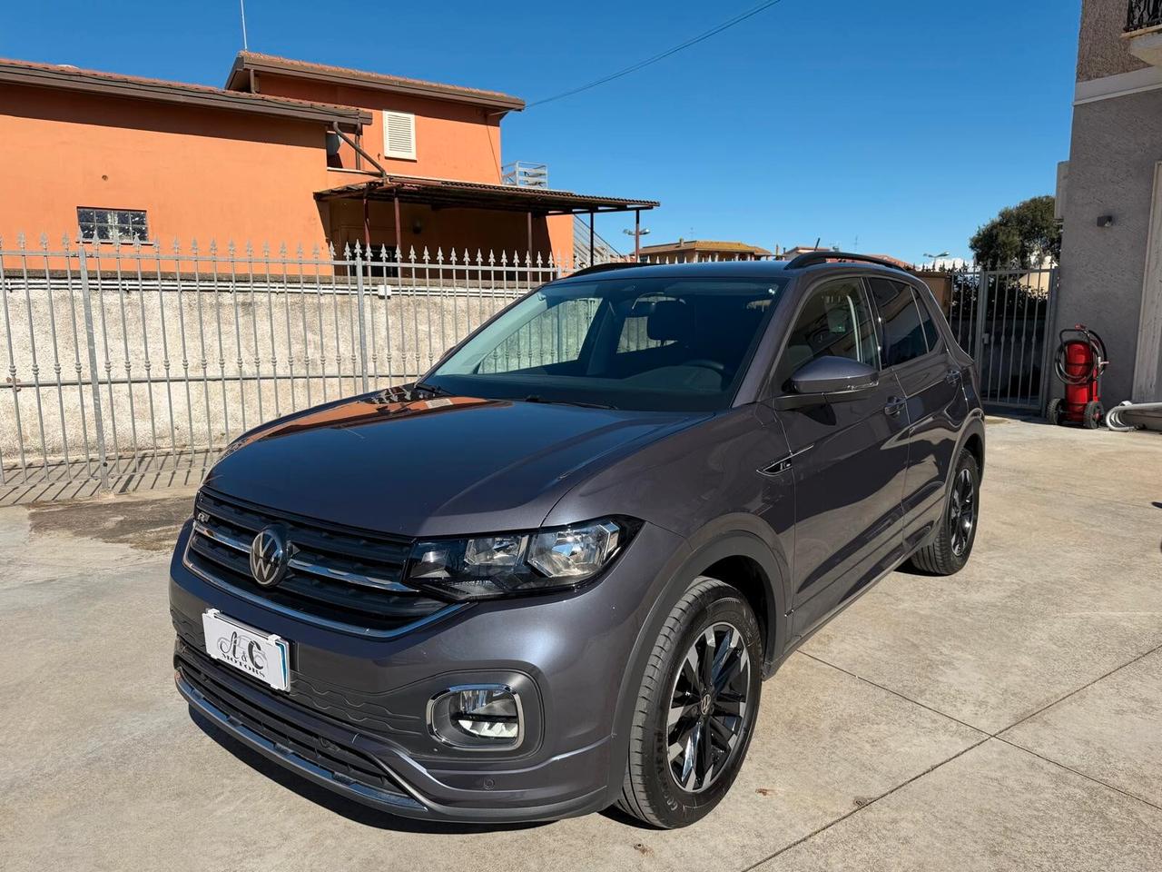 Volkswagen T-Cross 1.0 TSI R-Line