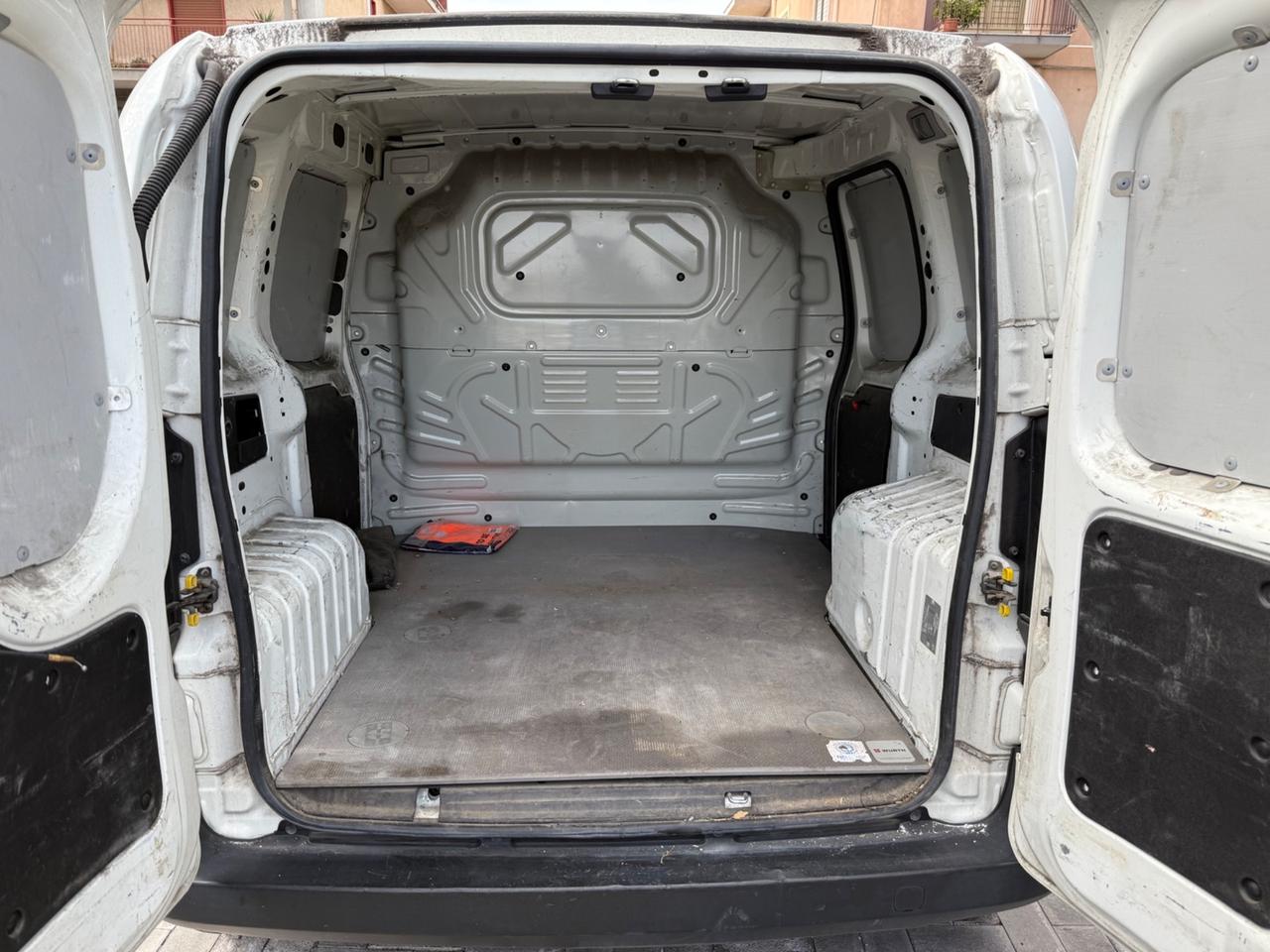 Fiat Fiorino 1.3 Multijet (Motore rifatto nuovo)