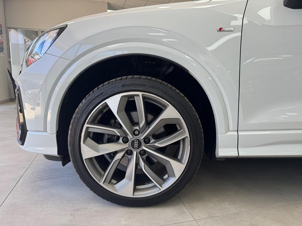 Audi Q2 30 TDI S tronic line Edition