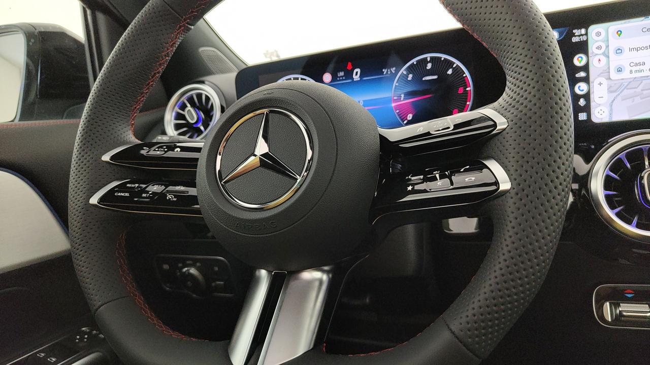 Mercedes-Benz GLA 200 d automatic
