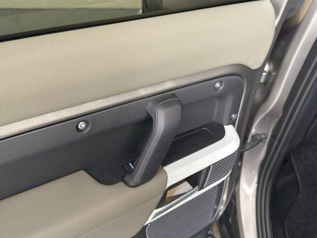 LAND ROVER Defender 110 3.0D I6 250 CV AWD Auto Hard Top X-Dynamic SE