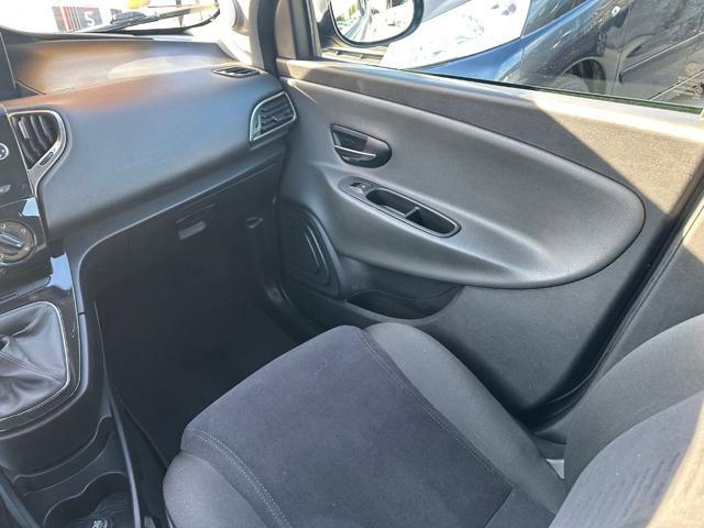 LANCIA Ypsilon 1.2 69 CV 5P GPL Ecochic Gold