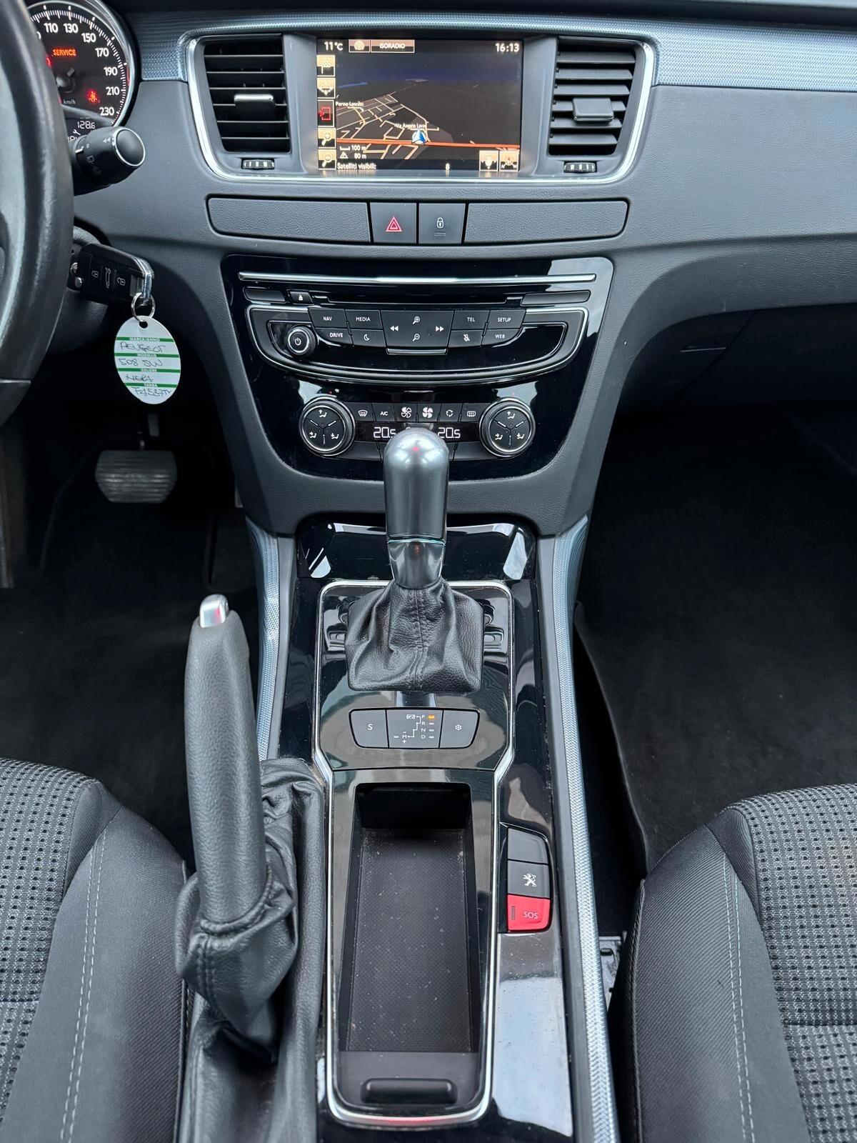 Peugeot 508 BlueHDi 180 EAT6 S&S SW Allure