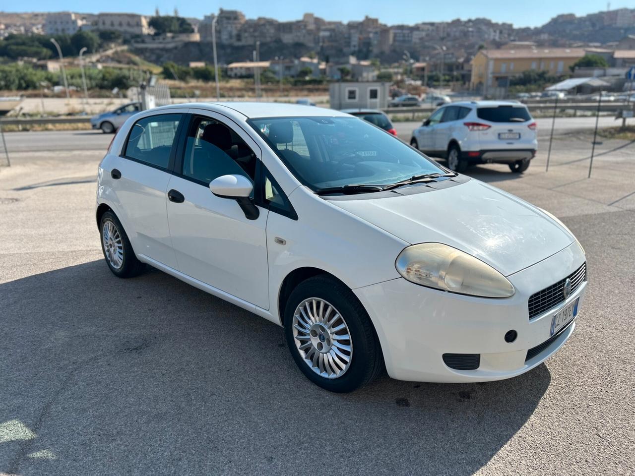 Fiat Grande Punto Grande Punto 1.3 MJT 75 CV 5 porte Dynamic
