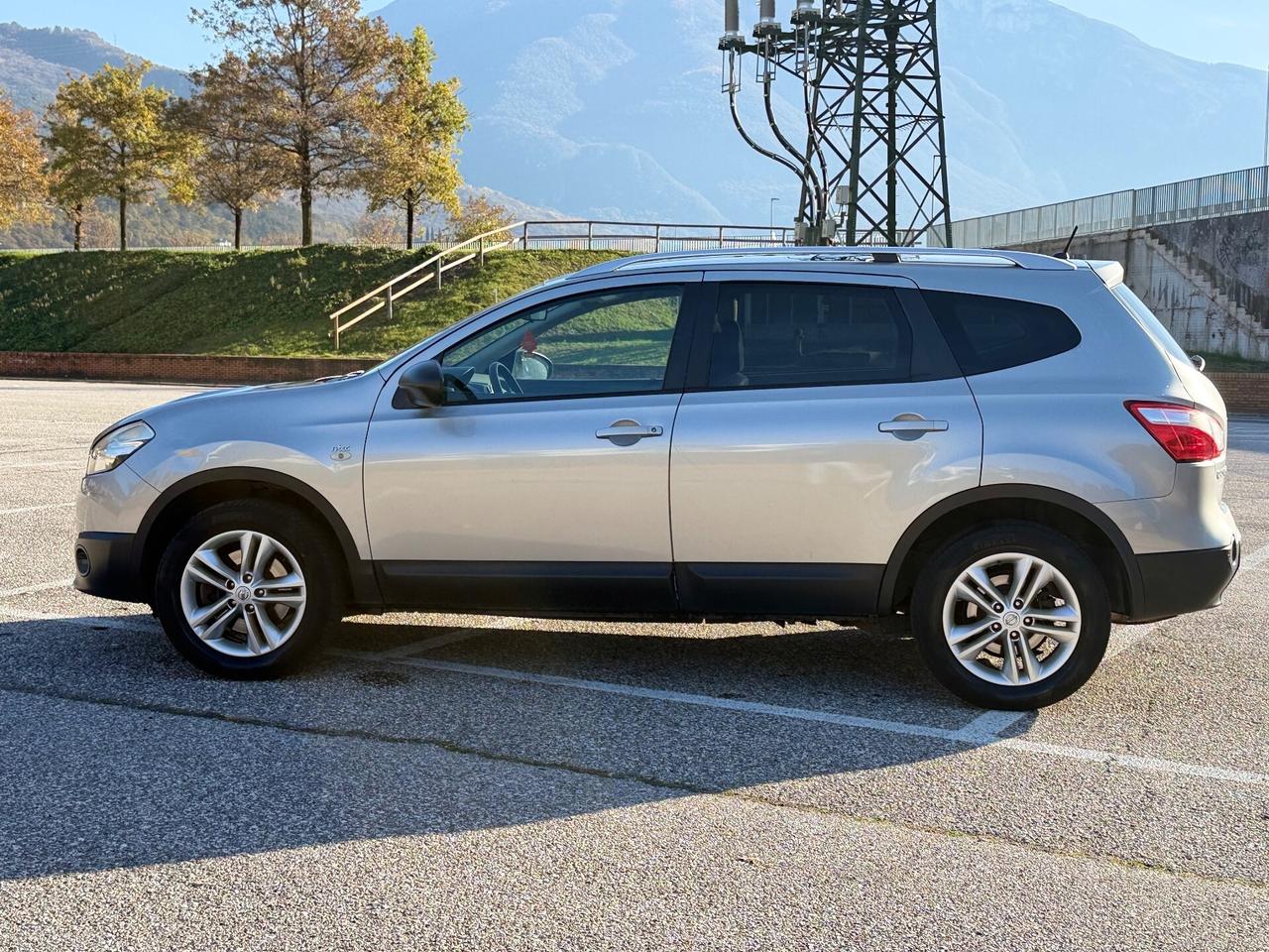 Nissan Qashqai Qashqai+2 2.0 dCi 7 posti