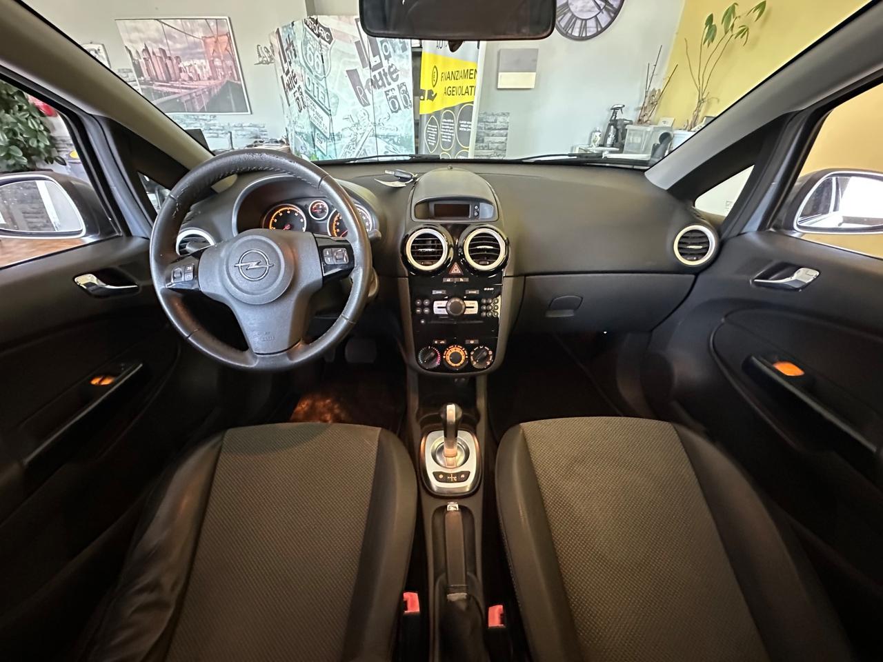 Opel Corsa 1.2benz. Cambio automatico 128.000km
