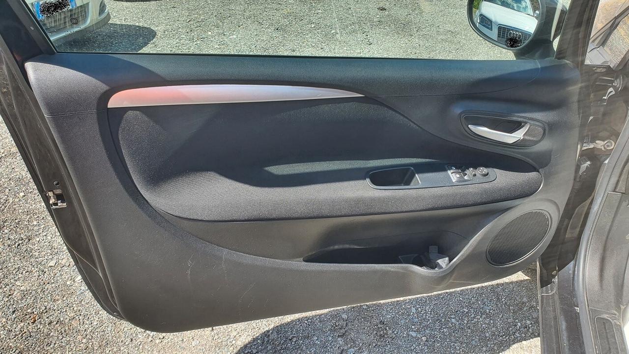 Fiat Punto Evo 1.4 GPL NEOPATENTATI