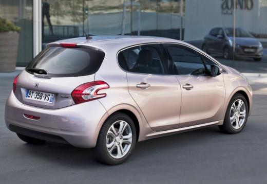 PEUGEOT 208 I 2015 - 208 5p 1.6 bluehdi Active 75cv