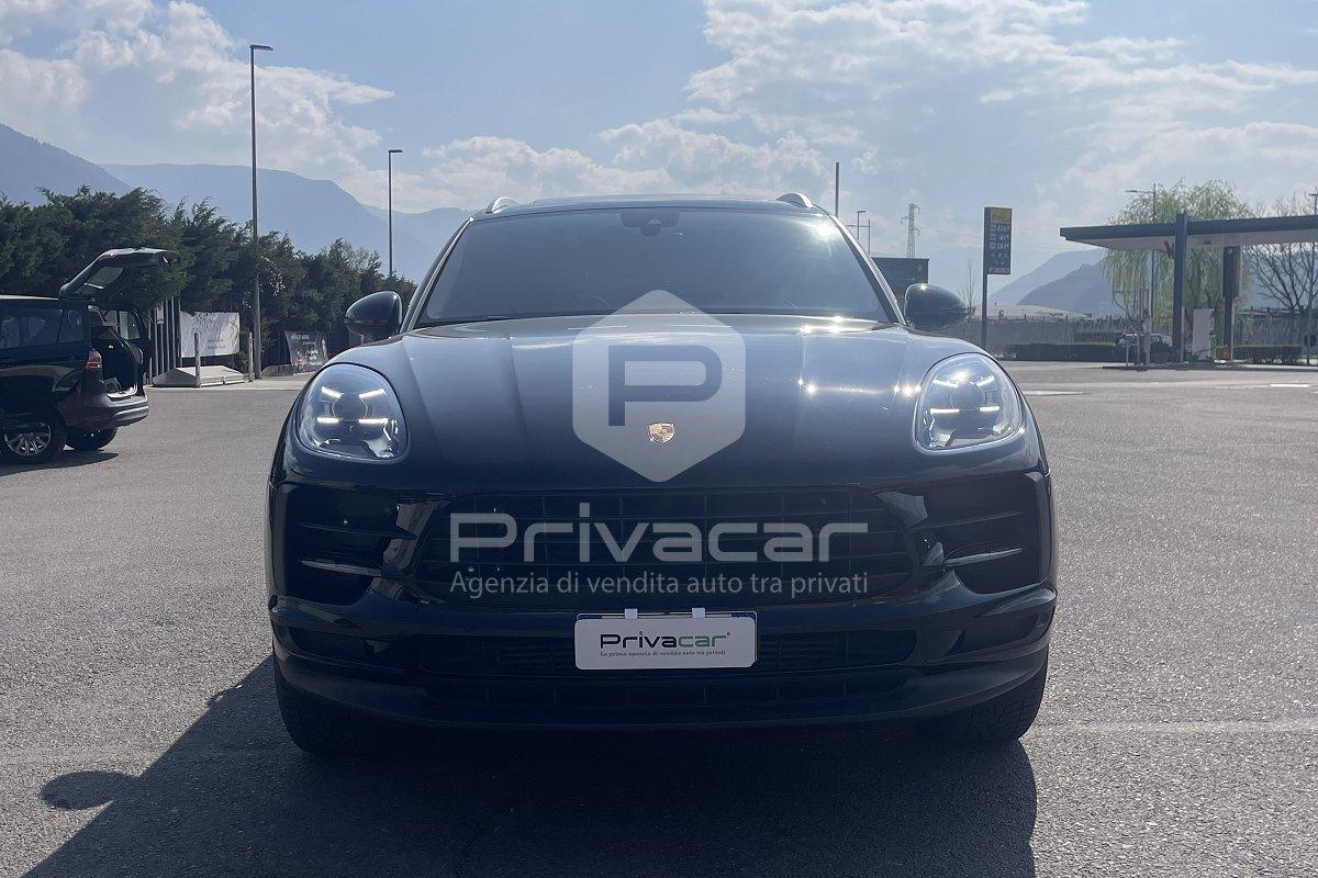 PORSCHE Macan 2.0